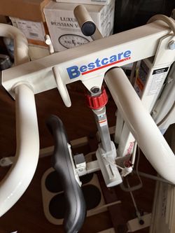 Bestcare/BestStand Powered sit-to-stand Patient Lift - Excellent Condition $895 OBO