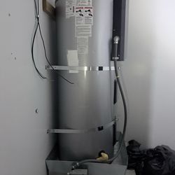 11 gallon water heater