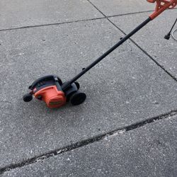 Black & Decker Electric Edge Trimmer