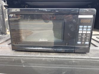 Sunbeam 1100 watt microwave oven

