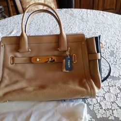 Coach handbag like new