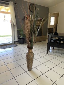 Vase with fake plant