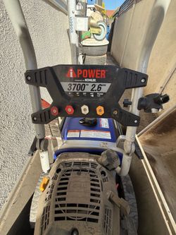 Pressure washer gas