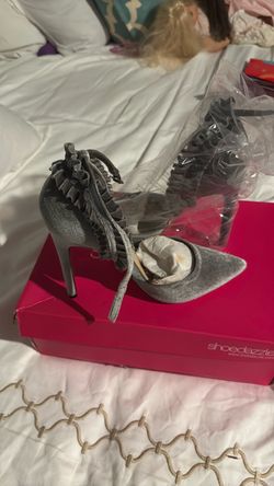 Shoes number 7