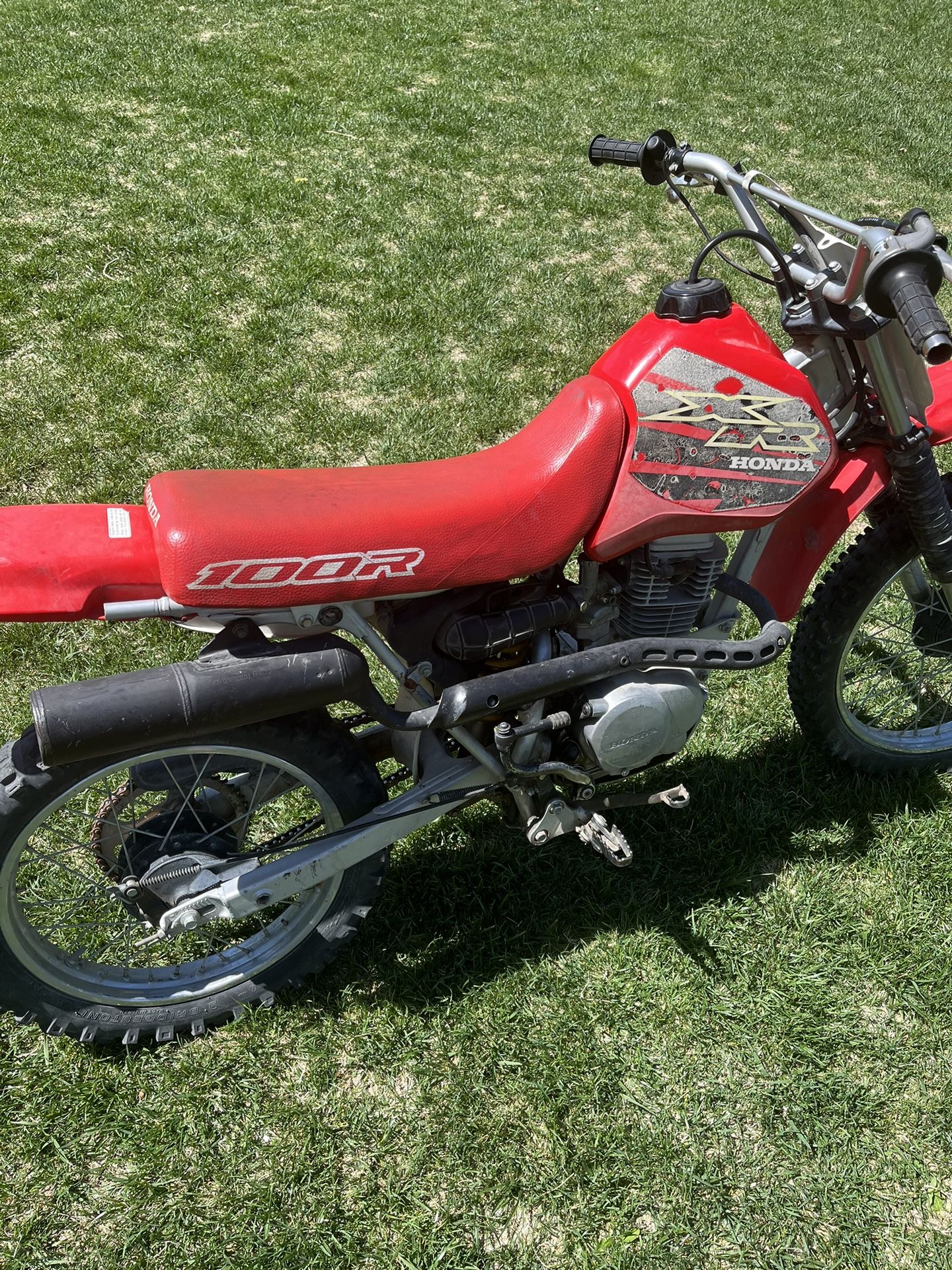 xr100 2000