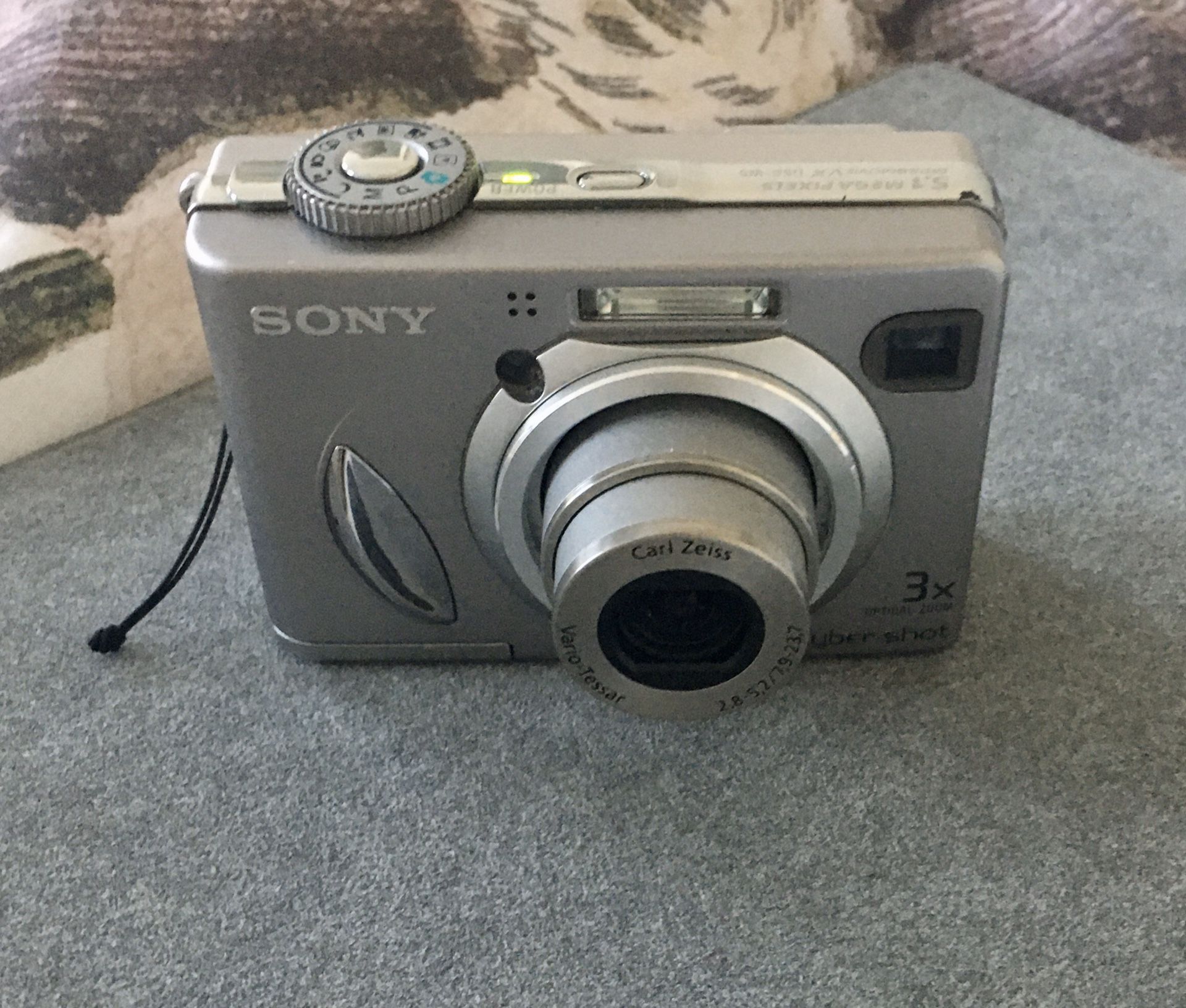 Sony Cybershot Digital Camera