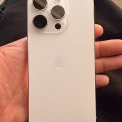 iPhone 16 Pro 256gb ( unlocked )