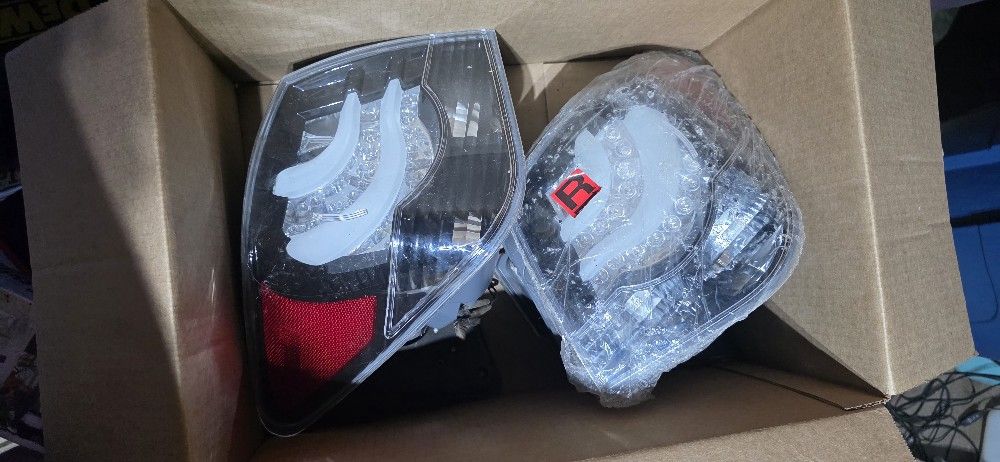 2011-2016 Chevy Cruz Tail Light