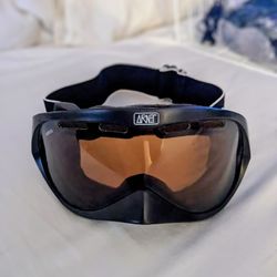Arnet snowboarding goggles 