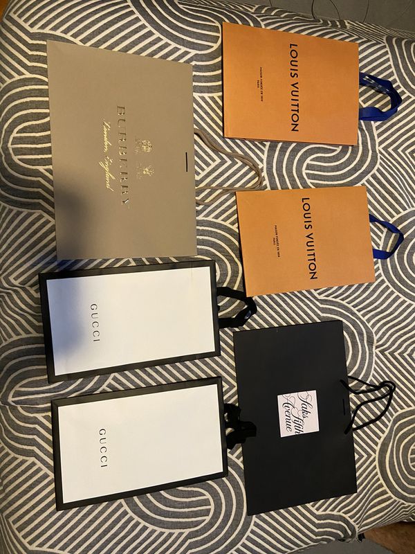 Louis Vuitton / Gucci / Burberry / Saks Fifth Avenue for Sale in Peoria, AZ - OfferUp