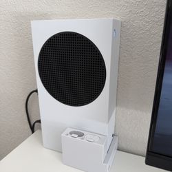 Xbox Series S Console + Charging Station