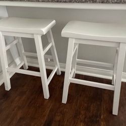 2 Standing Stools Dining Table - White / Oak Wood (Price for both)
