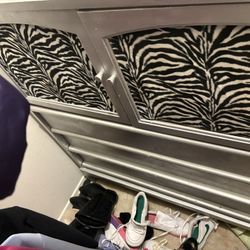 Antique Chester drawer