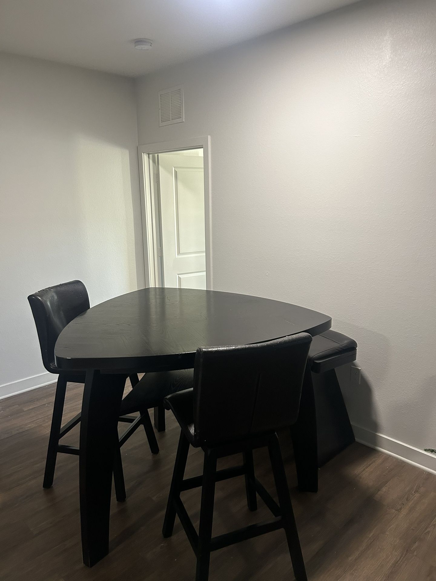 Modern Black Triangle Dining Table Set – 2 Chairs + Bench