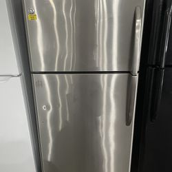 Ge Top And Bottom Refrigerator 
