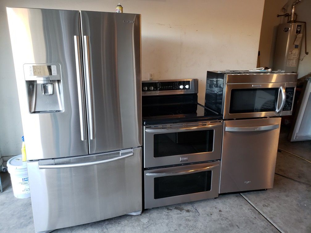 Stainless steel kitchen appliances