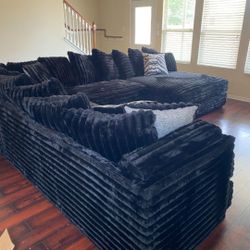Take Home Pay Later Only $39 Down Payment 🌟 Fast Delivery Black Color Corduroy Sectional Couch Set 
