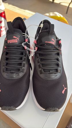Brand new puma tenni shoes