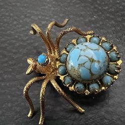 Vintage Turquoise Spider in perfect condition