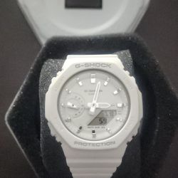 G-Shock GA-2100SKE-7A White 