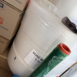3 Giant Rolls Of Bubble Wrap For Moving