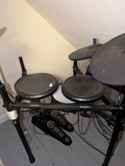 Simmons electric drum set