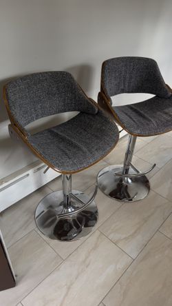 Bar stool chairs