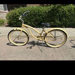 Cruiser Bike Like New Condition Rarely Used 