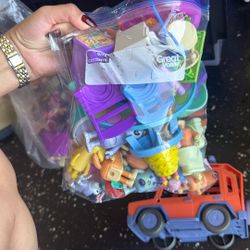 Bluey & Peppa Pig Figures