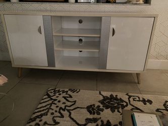 Buffet/ TV Console