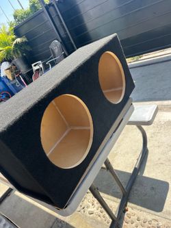 Subwoofer box for 12s