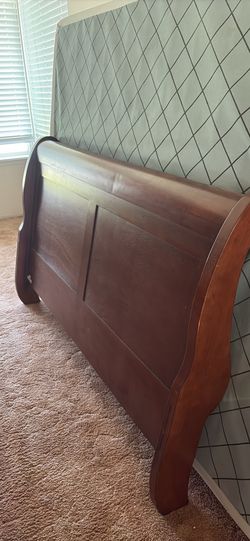 Dark Wood Sleigh Bed  Headboard/Footboard and side rails.