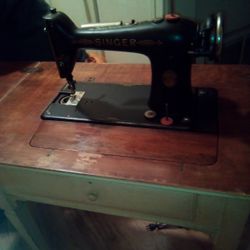 Singer Sewing Machine