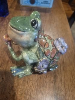 Blue Sky Frog trinket