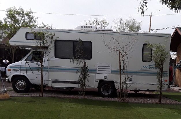 1995 Chevy Majestic Motorhome