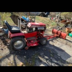 Wheel Horse Lawn Mower .tractor