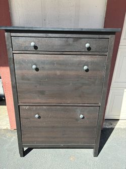 Shoe dresser/ organizer