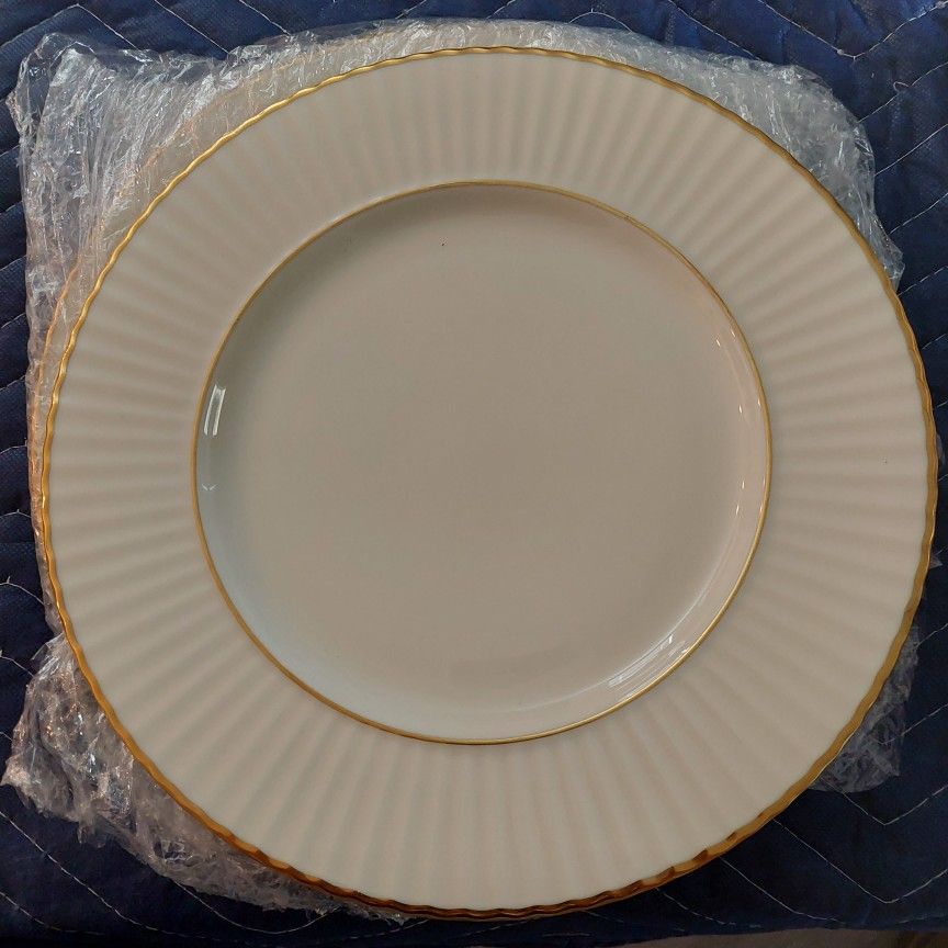 Lenox "Citation Gold" China Service For Four