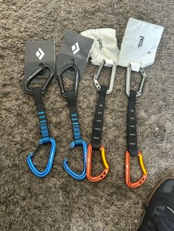 4 New Unused Rock Climbing Quickdraws