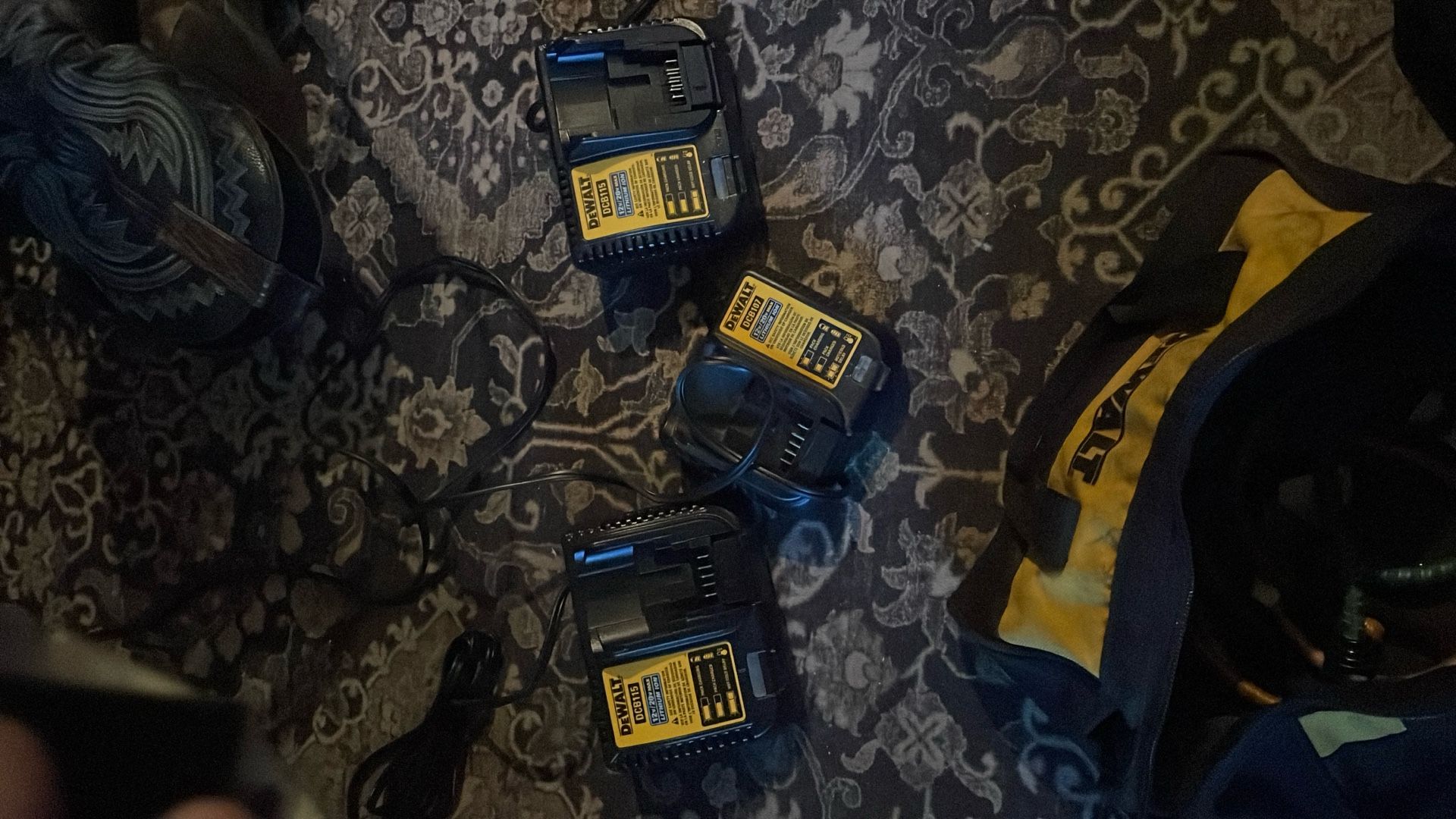 Dewalt 12v/20v charger