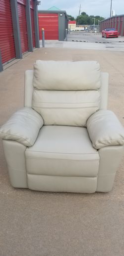 Rockhill 3 Piece Top Grain Leather, Rockhill Beige Top Grain Leather Power Reclining Sofa And Loveseat