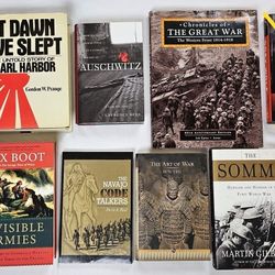 10 War and History Books