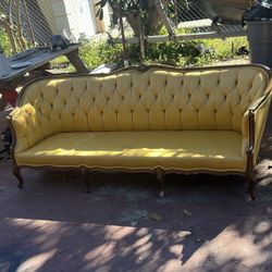 Vintage French Style Settee/sofa
