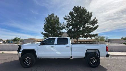 2018 GMC Sierra 2500 HD Crew Cab