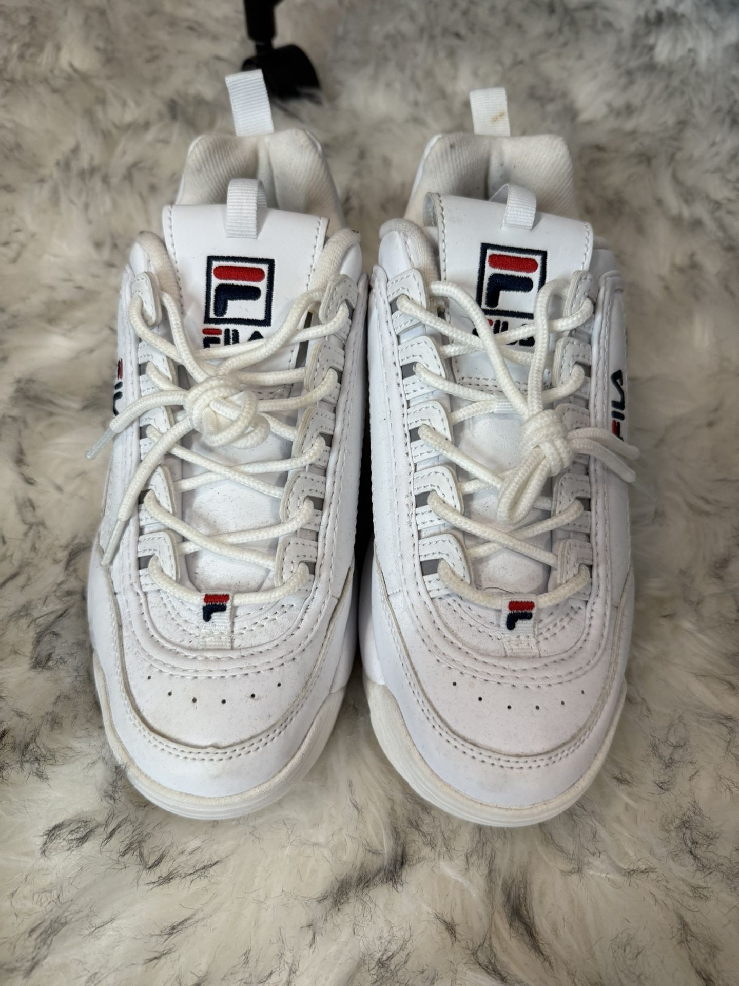 FILA Disruptor II Premium White Sneakers. US Youth Size 6.5 /Women Size 8 