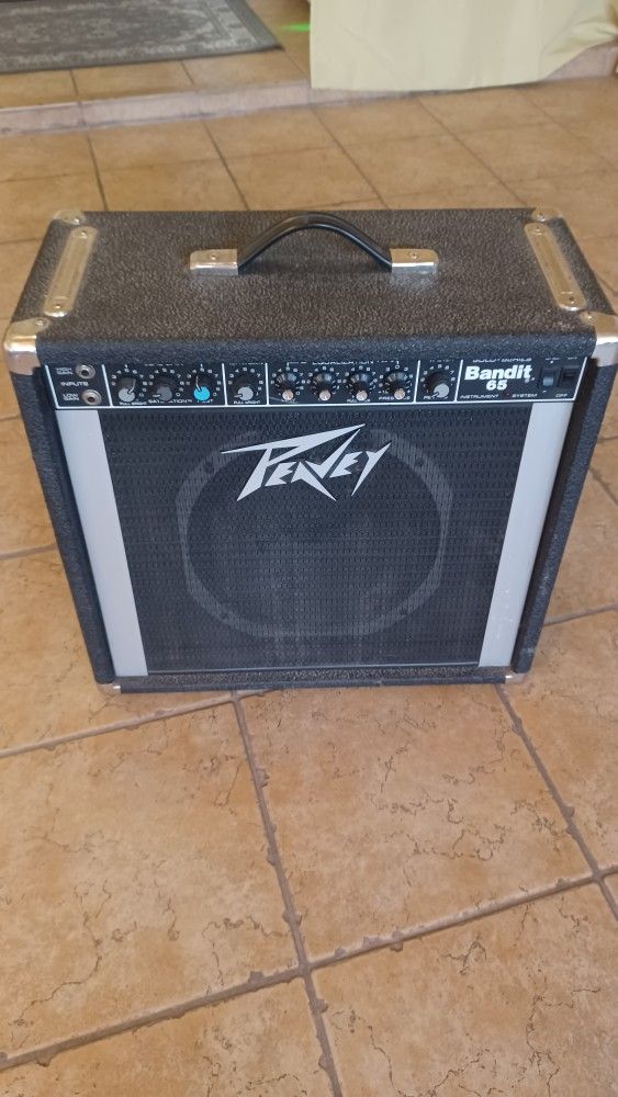 Peavey Bandit 65