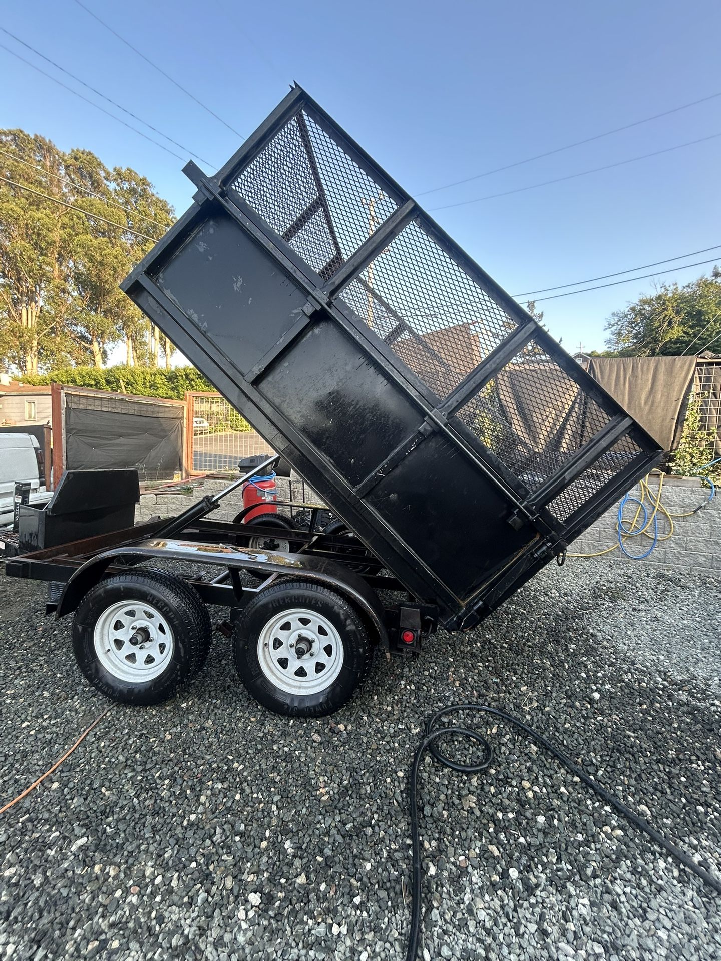8ft Dump Trailer 2017