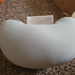 Tablet pillow holder 