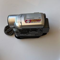 Digital Video Camera With SD Card 