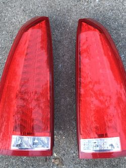 Cadillac DTS rear Lights